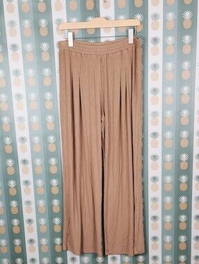 Heartloom Pleated Ribbed Lounge Pants
